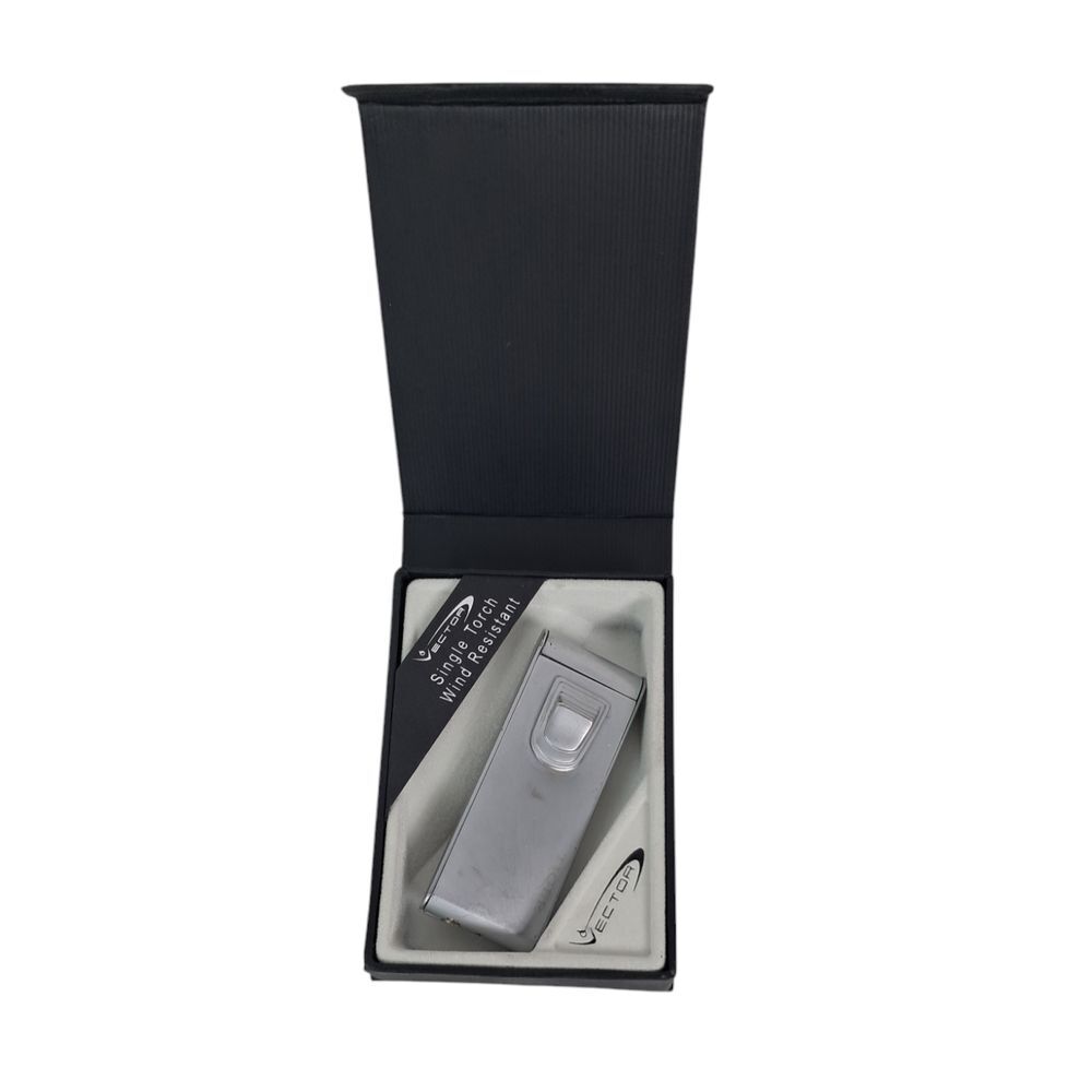 Vintage Tiger Single Torch Lighter Silver